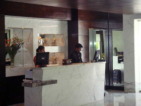 Hotel Southern Star Bengaluru