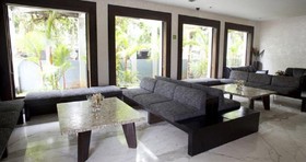 Hotel Southern Star Bengaluru