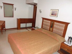 Hotel Sovereign Grand