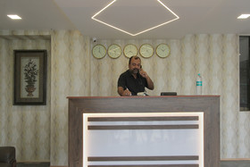 Hotel The Blue Ivy by OYO