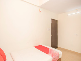 Hotel The Prince Gardenia by OYO Rooms