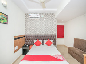 Hotel The Prince Gardenia by OYO Rooms