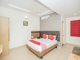 Hotel The Prince Gardenia by OYO Rooms
