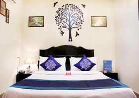 OYO Collection O Hotel Tiara Near Christ University