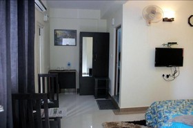 OYO Collection O Hotel Tiara Near Christ University