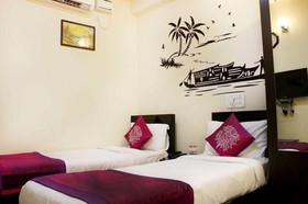 OYO Collection O Hotel Tiara Near Christ University