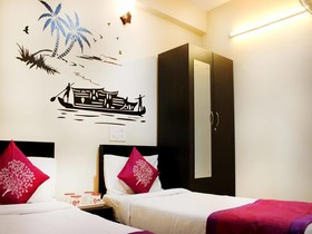 OYO Collection O Hotel Tiara Near Christ University