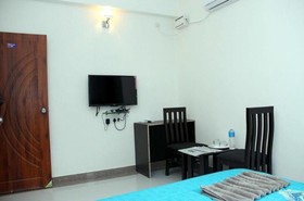 OYO Collection O Hotel Tiara Near Christ University