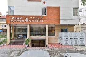 Hotel VBR Grand Inn