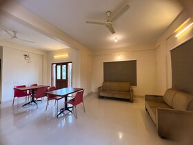 Hotel Willow Tree