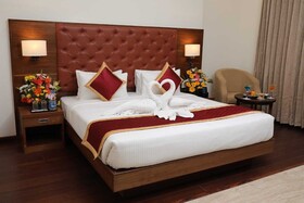 Icon Grand Hotel by Bhagini