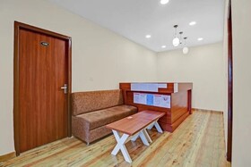 Iroomz Sri Udupi Park Suites Pmc