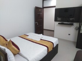 J K Inn Hotel by  Urban Express