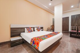 FabExpress Lutino Homes