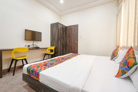 FabExpress Lutino Homes