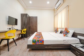 FabExpress Lutino Homes