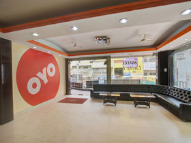 Majestic By OYO Rooms