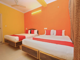 Majestic By OYO Rooms