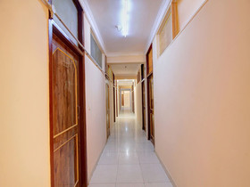 Majestic By OYO Rooms