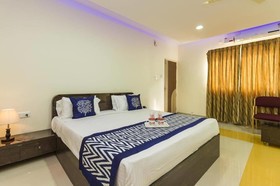 OYO Flagship 15444 Manasa Residency