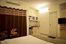 Maple Suites Serviced Apartments
