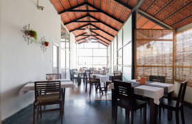 Maple Suites Serviced Apartments