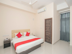 Maple Tree By OYO Rooms