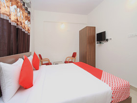 Maruthi Global by OYO Rooms