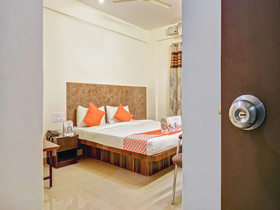 Maruthi Home Stays 2 By OYO Rooms