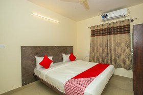 Maruthi Home Stays 2 By OYO Rooms