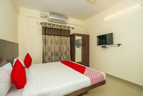Maruthi Home Stays 2 By OYO Rooms
