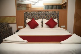Maurya Hotel