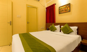 Mel's Suites