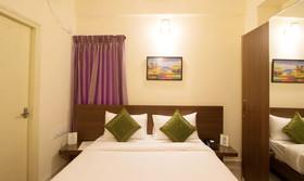 Mel's Suites