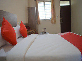 New Champion Residency by OYO Rooms