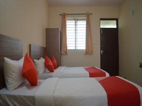 New Champion Residency by OYO Rooms