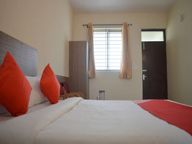 New Champion Residency by OYO Rooms
