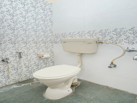 OYO 13170 Victory Suites