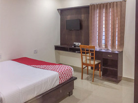 OYO 15632 Mathru Enterprises