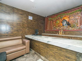 OYO 16557 Sri Krishna International