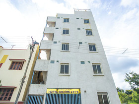 Golden Keys by OYO Rooms