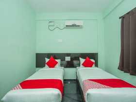 Golden Keys by OYO Rooms