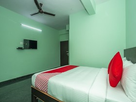 Golden Keys by OYO Rooms