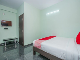 Golden Keys by OYO Rooms