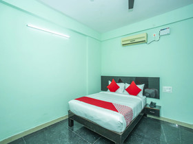 Golden Keys by OYO Rooms