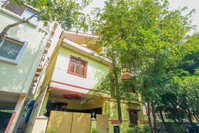 OYO 894 Apartment Hotel 510 Chetana