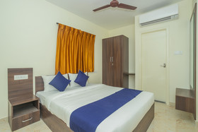 OYO Hotel Fiesta Grand