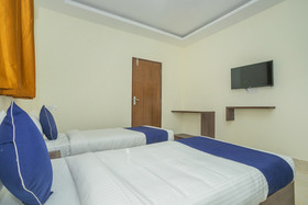 OYO Hotel Fiesta Grand