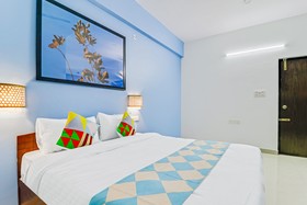 Cozy Stay Fortis Hospital by OYO Rooms