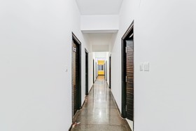 Cozy Stay Fortis Hospital by OYO Rooms